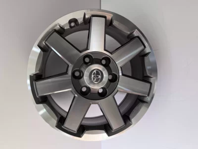 Toyota-FJ-Cruiser-2014-5